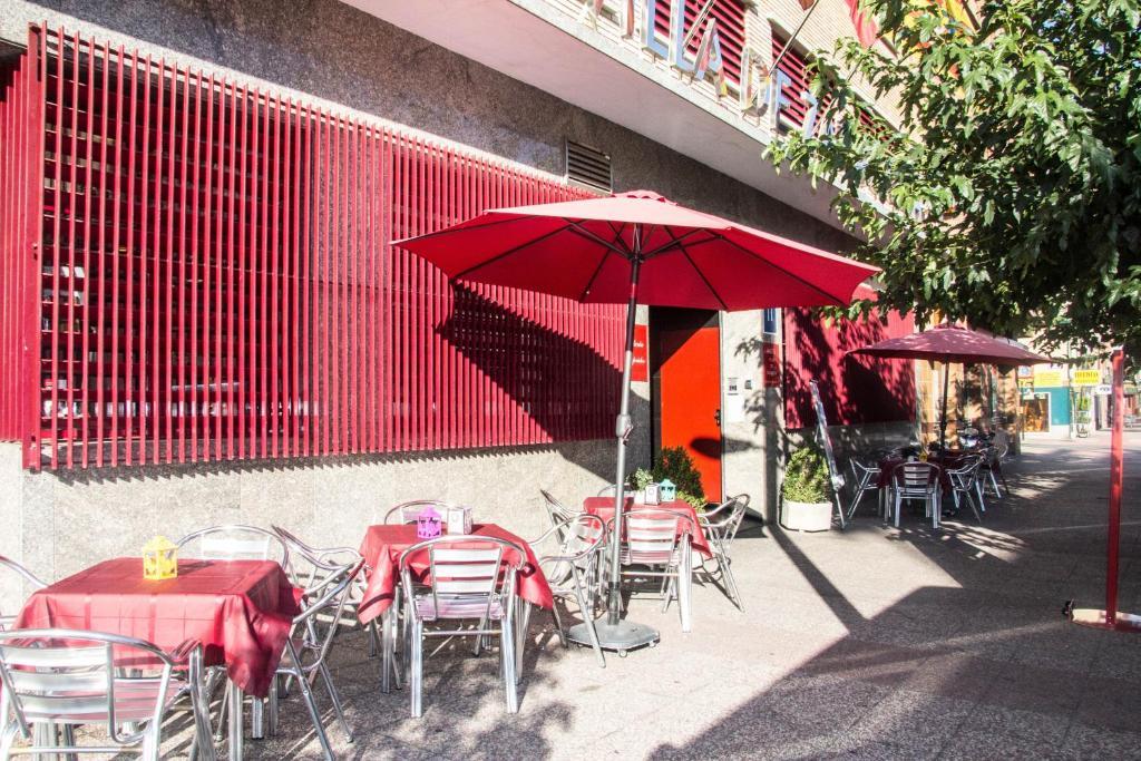 Hotel Villa De Zaragoza Casetas Dış mekan fotoğraf