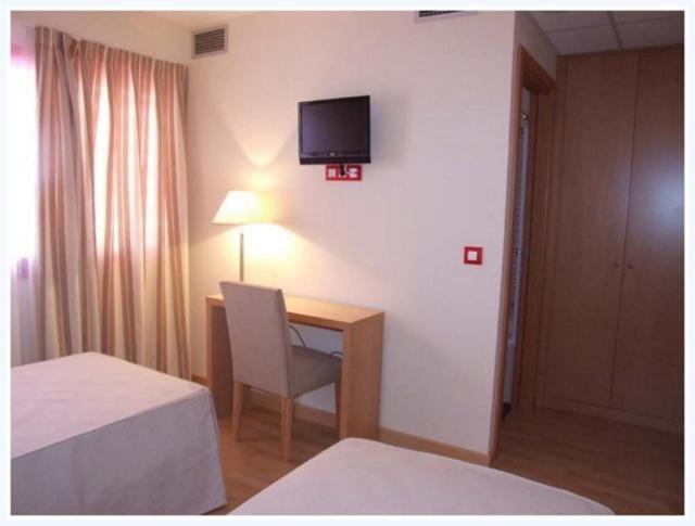 Hotel Villa De Zaragoza Casetas Oda fotoğraf